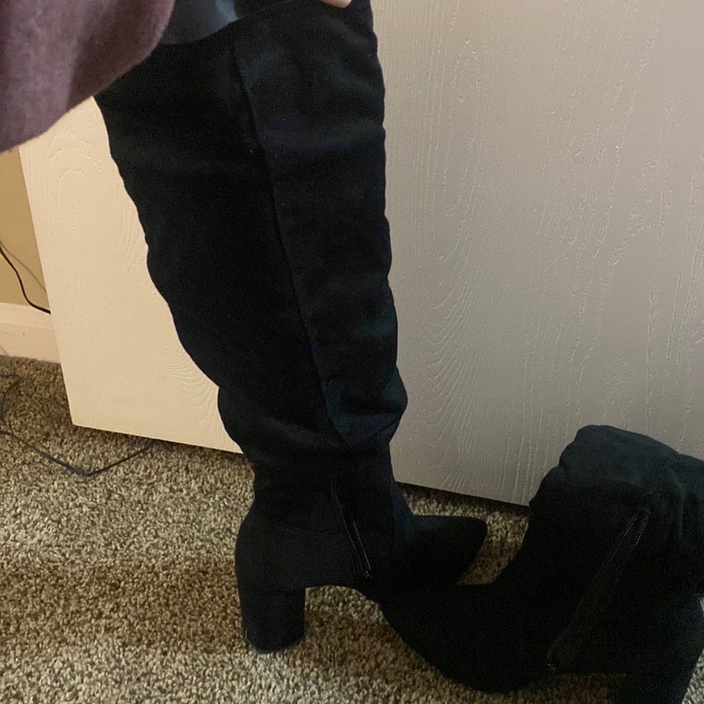 Black knee high boots with heel